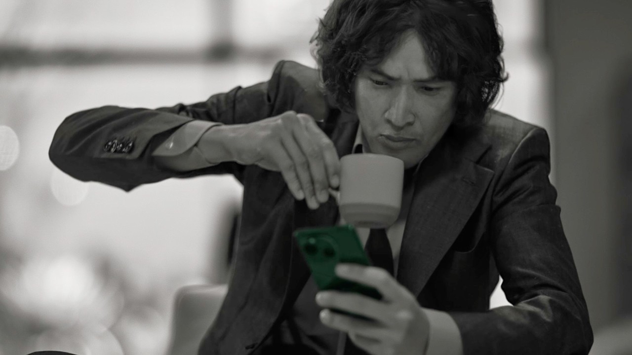 スマートフォン「AQUOS」のブランドアンバサダーに、伝説の俳優・松田優作氏を起用